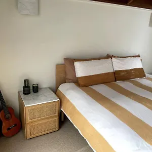 https://the-tree-house.hotelsbyronbayaustralia.com